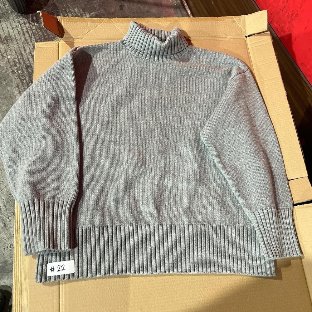Grey turtleneck sweater XS